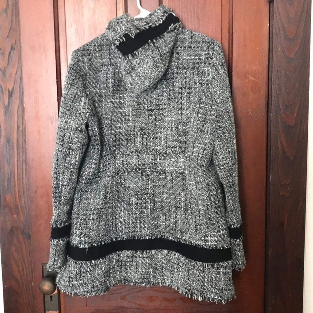 Black Rivet Heathered Coat - Picture 10 of 11